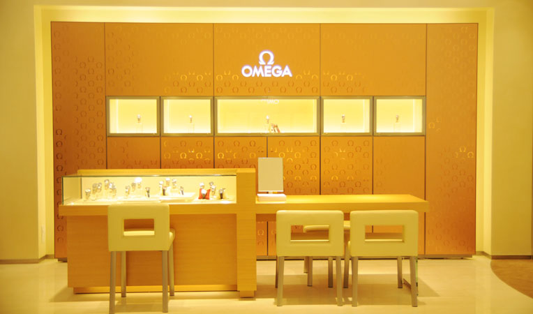 華億國(guó)際購(gòu)物中心歐米茄專柜內(nèi)景