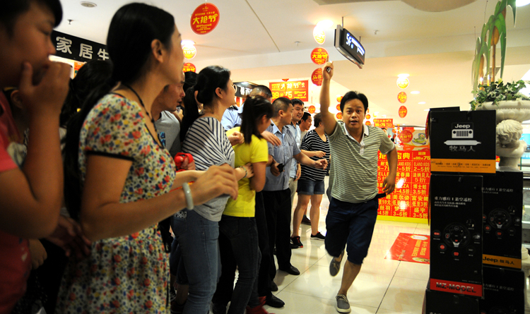 兵貴神速瘋搶iPhone