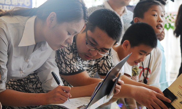 意向客戶現場預定商鋪