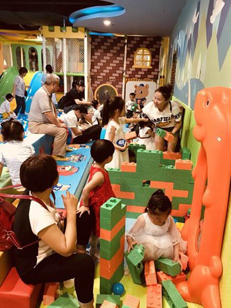 小馬王國蕪湖店六一活動現場